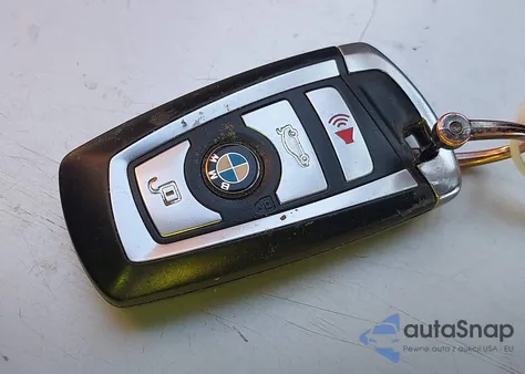 2014 BMW Alpina B7 z USA, uszkodzony, nr VIN WBAYE8C58ED134844